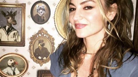 drea de matteo naked